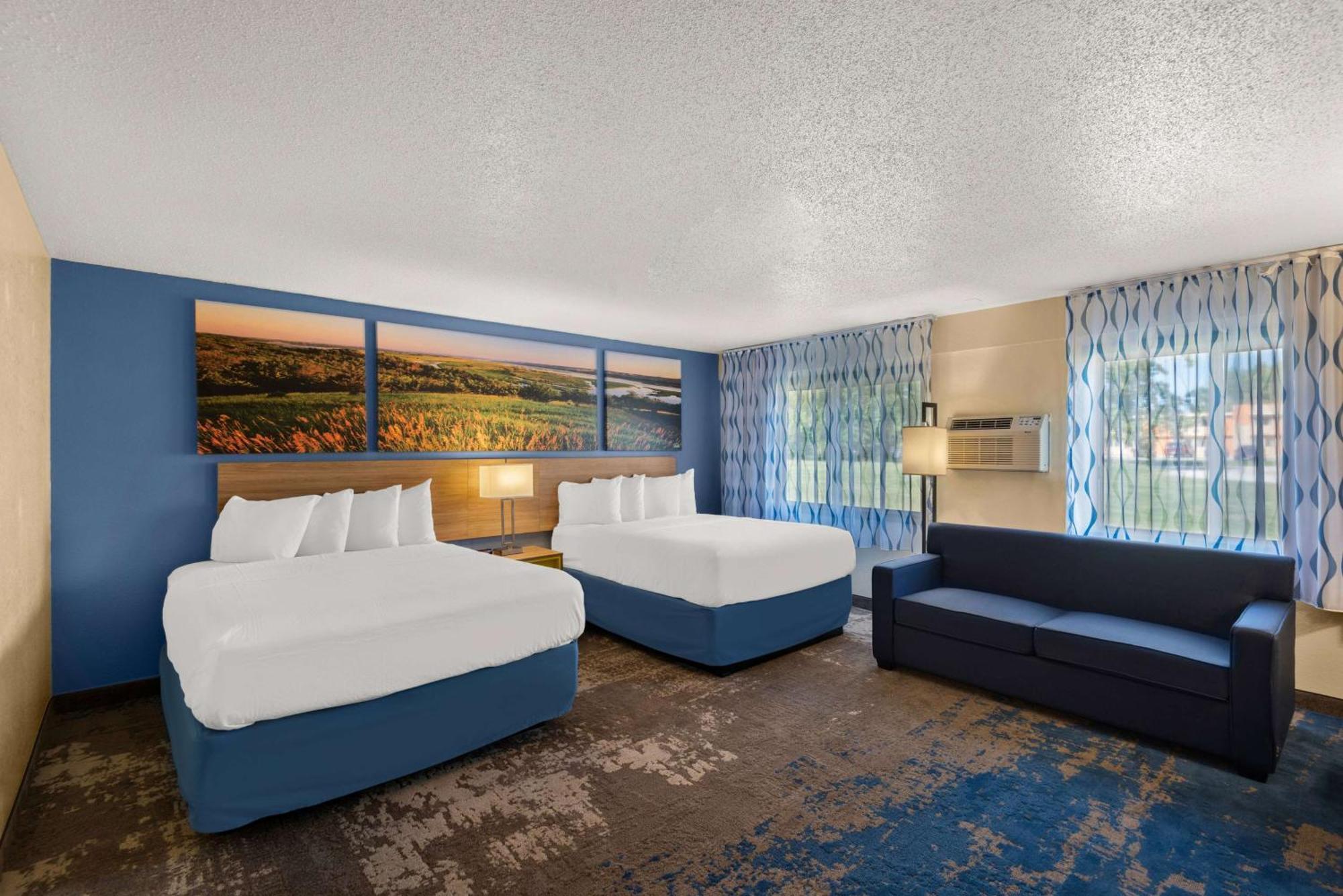 Days Inn By Wyndham Newton Dış mekan fotoğraf